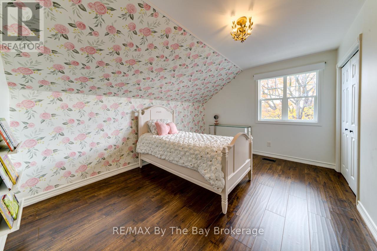 1595 County 42 Road, Clearview, Ontario  L0M 1S0 - Photo 21 - S12484352