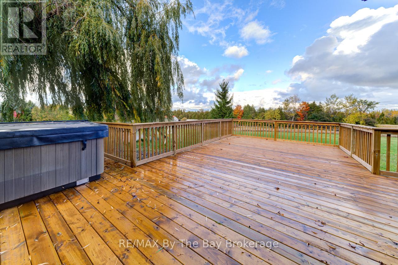 1595 County 42 Road, Clearview, Ontario  L0M 1S0 - Photo 34 - S12484352