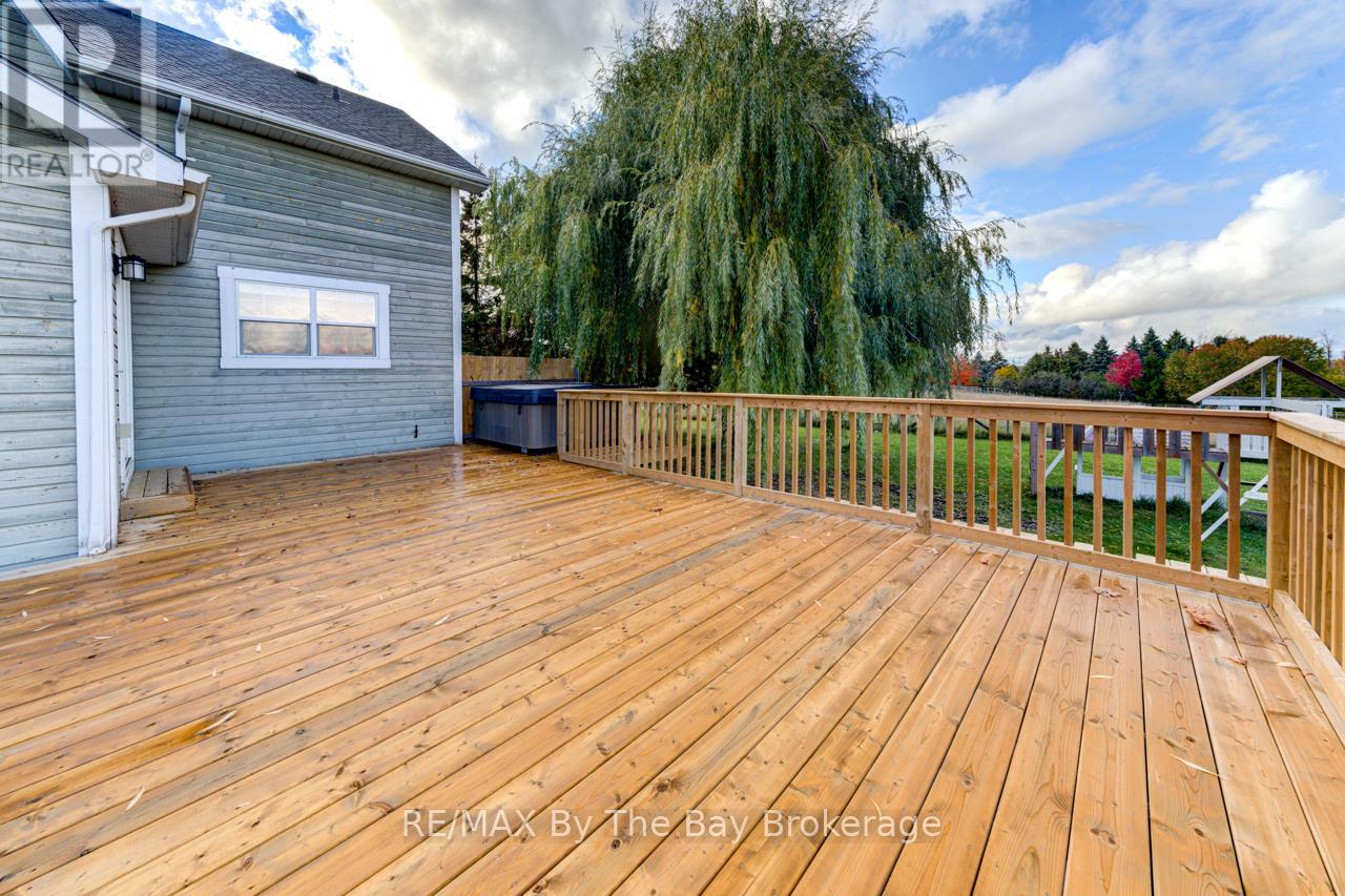 1595 County 42 Road, Clearview, Ontario  L0M 1S0 - Photo 35 - S12484352