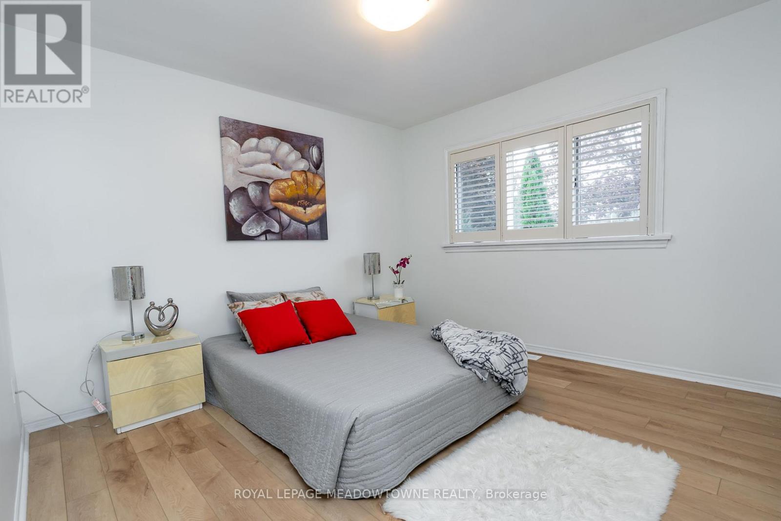 6256 Balmoral Avenue, Niagara Falls, Ontario  L2E 3A6 - Photo 16 - X12484422