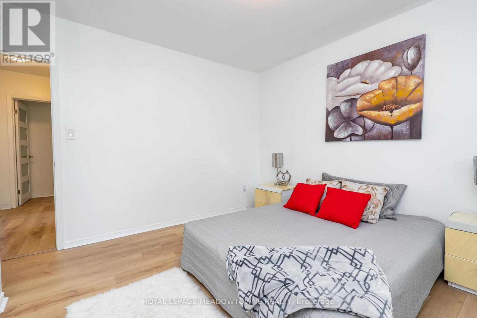 6256 Balmoral Avenue, Niagara Falls, Ontario  L2E 3A6 - Photo 18 - X12484422