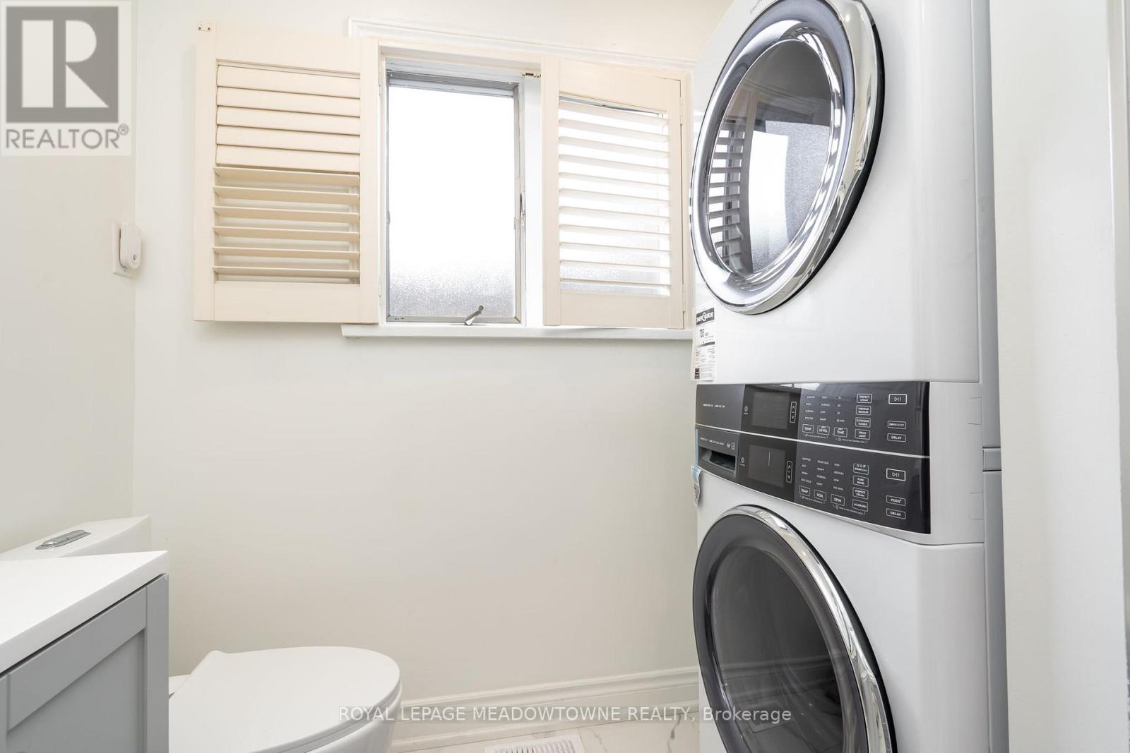 6256 Balmoral Avenue, Niagara Falls, Ontario  L2E 3A6 - Photo 21 - X12484422