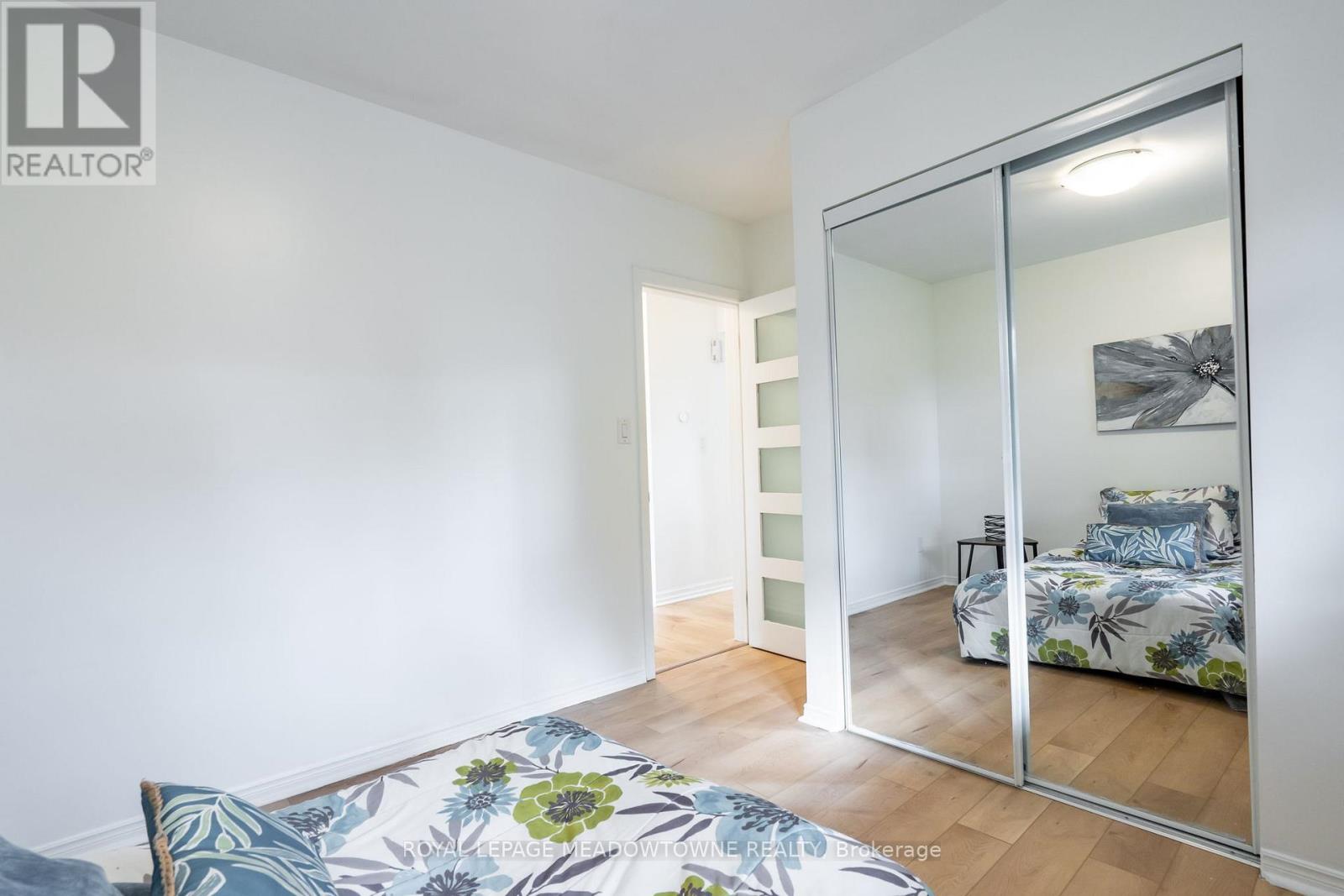 6256 Balmoral Avenue, Niagara Falls, Ontario  L2E 3A6 - Photo 23 - X12484422