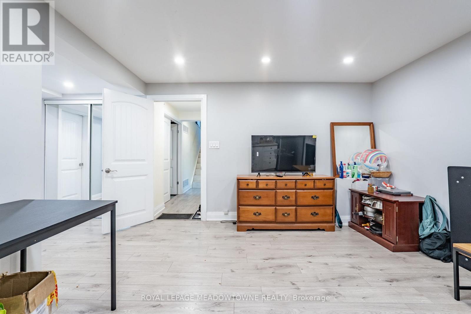 6256 Balmoral Avenue, Niagara Falls, Ontario  L2E 3A6 - Photo 33 - X12484422