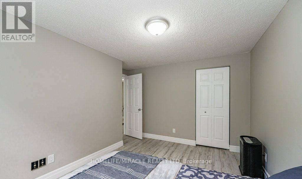 159 Old Carriage Drive, Kitchener, Ontario  N2P 1H5 - Photo 17 - X12484432