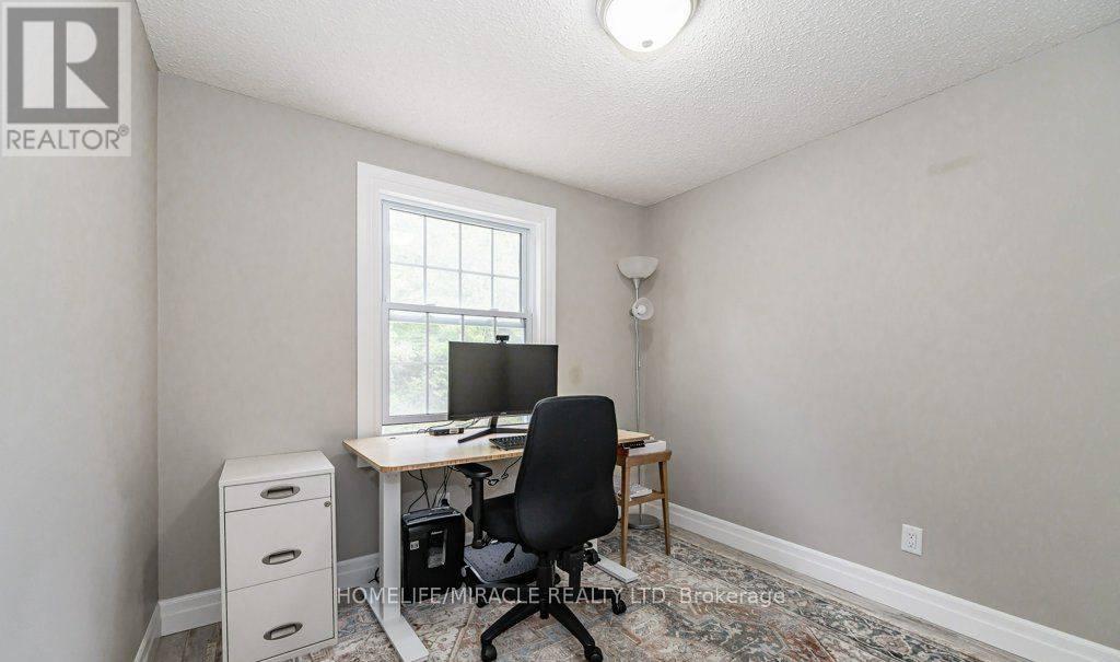 159 Old Carriage Drive, Kitchener, Ontario  N2P 1H5 - Photo 19 - X12484432