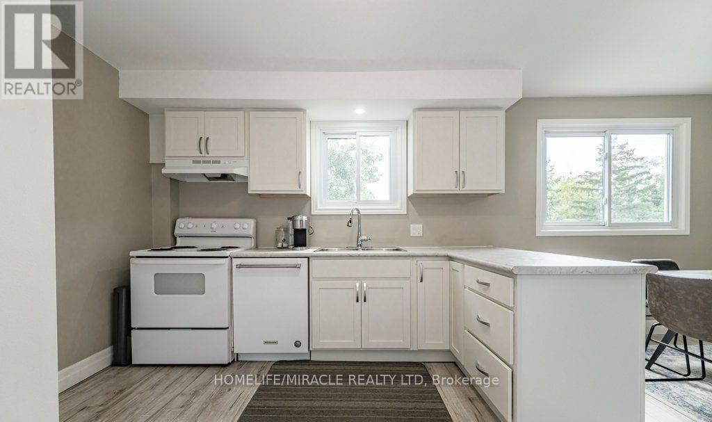 159 Old Carriage Drive, Kitchener, Ontario  N2P 1H5 - Photo 20 - X12484432