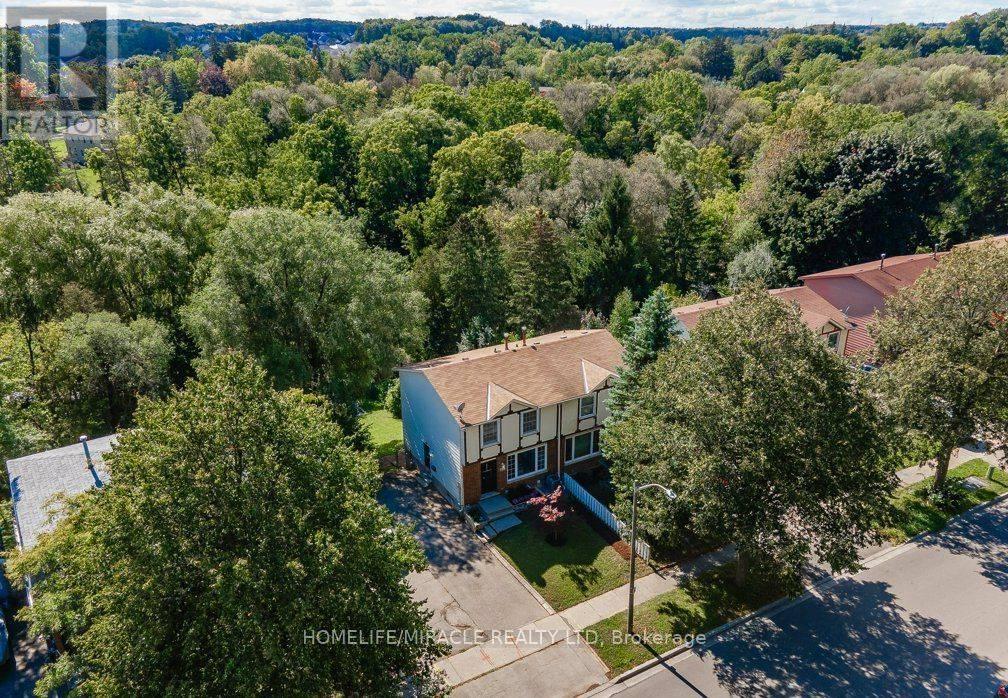 159 Old Carriage Drive, Kitchener, Ontario  N2P 1H5 - Photo 24 - X12484432