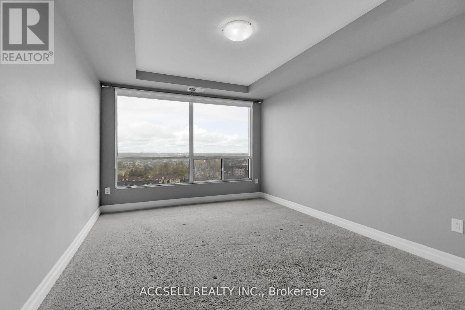 902 - 260 Villagewalk Boulevard, London North, Ontario  N6G 0P6 - Photo 13 - X12484464