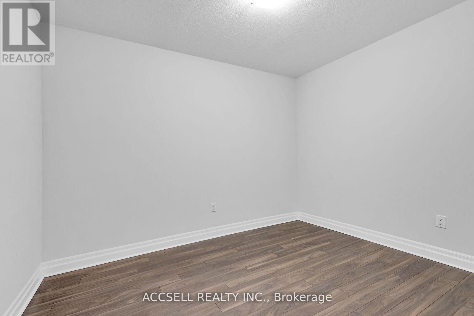 902 - 260 Villagewalk Boulevard, London North, Ontario  N6G 0P6 - Photo 15 - X12484464