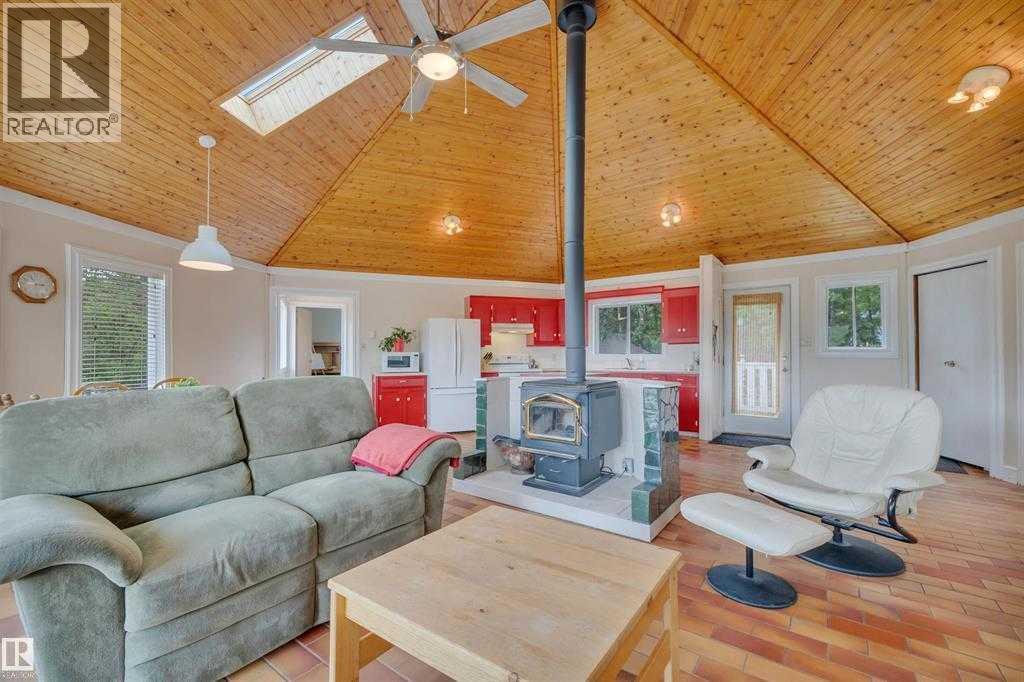 7, 471035 771 Highway, Mulhurst Bay, Alberta  T0C 2V0 - Photo 5 - A2266870