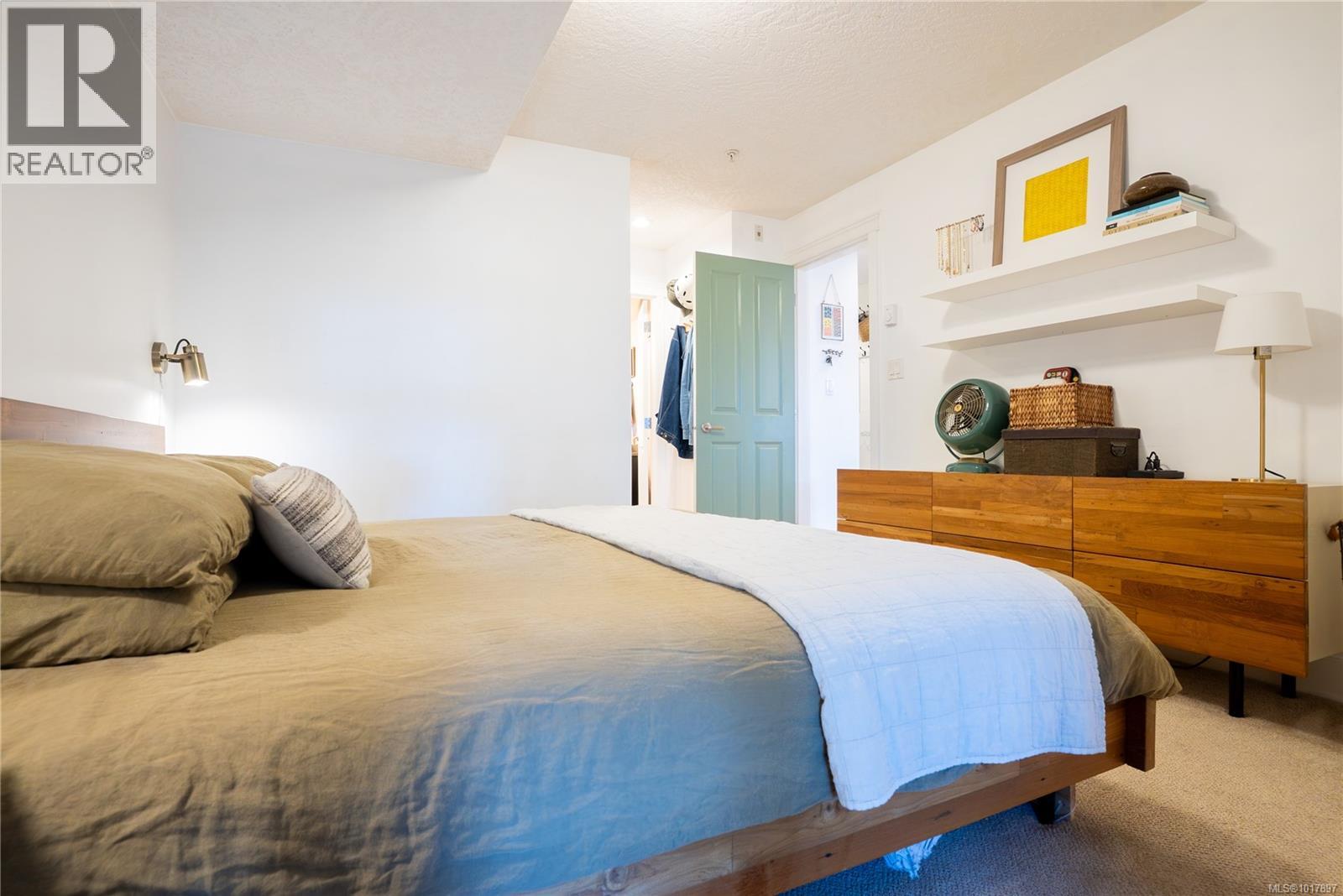 306 2717 Peatt Rd, Langford, British Columbia  V9B 3V2 - Photo 13 - 1017897