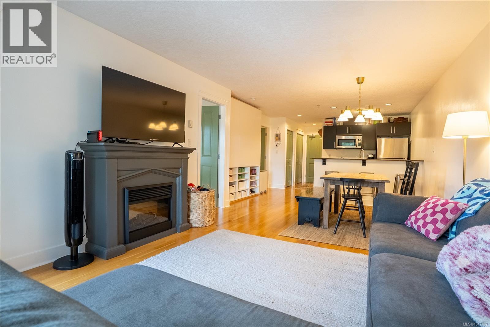 306 2717 Peatt Rd, Langford, British Columbia  V9B 3V2 - Photo 3 - 1017897