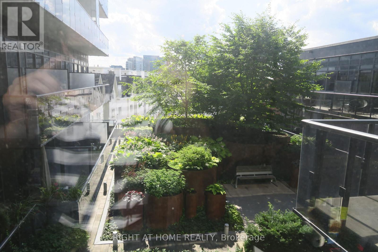 453 - 1030 King Street W, Toronto, Ontario  M6K 0B4 - Photo 10 - C12484490