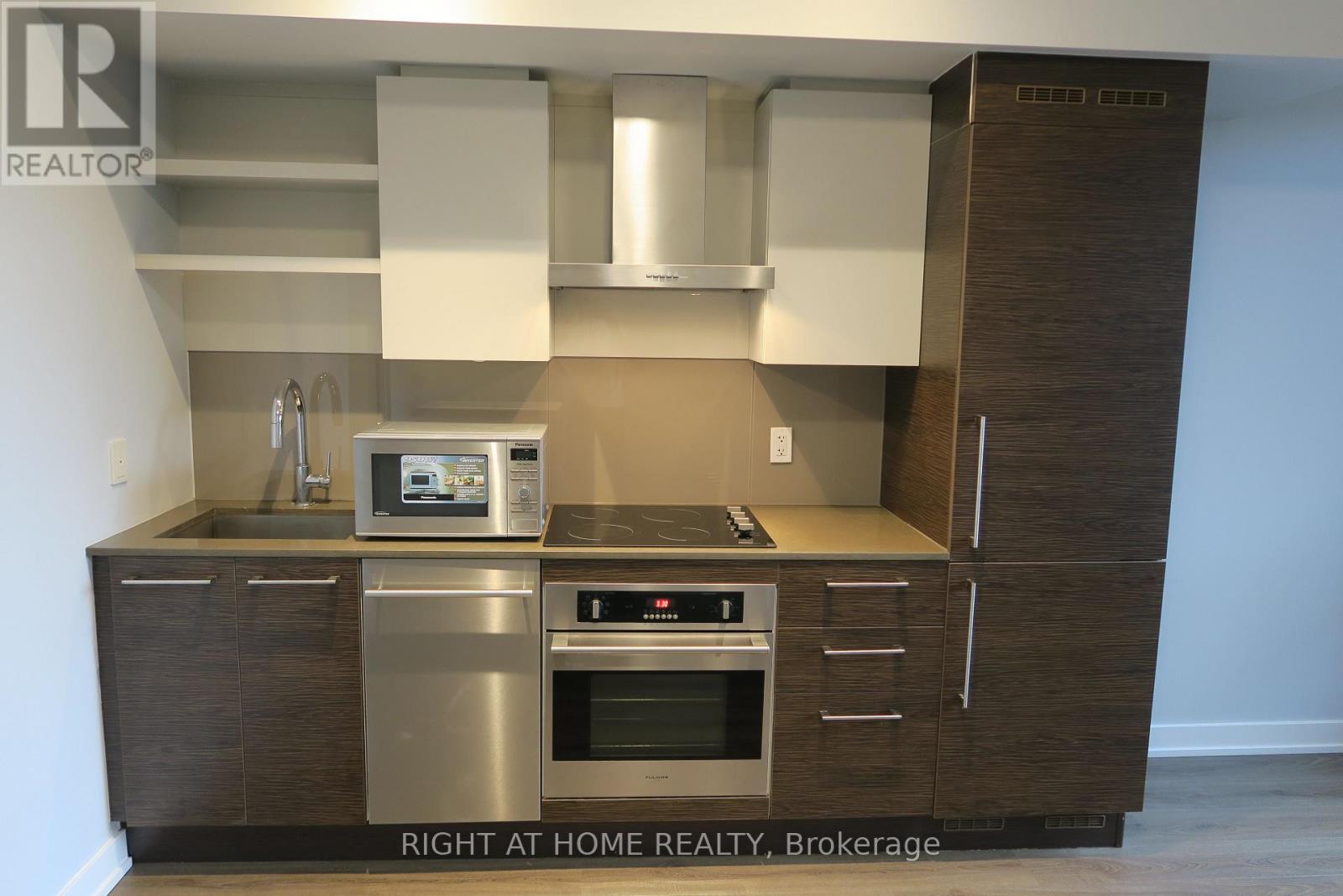 453 - 1030 King Street W, Toronto, Ontario  M6K 0B4 - Photo 7 - C12484490