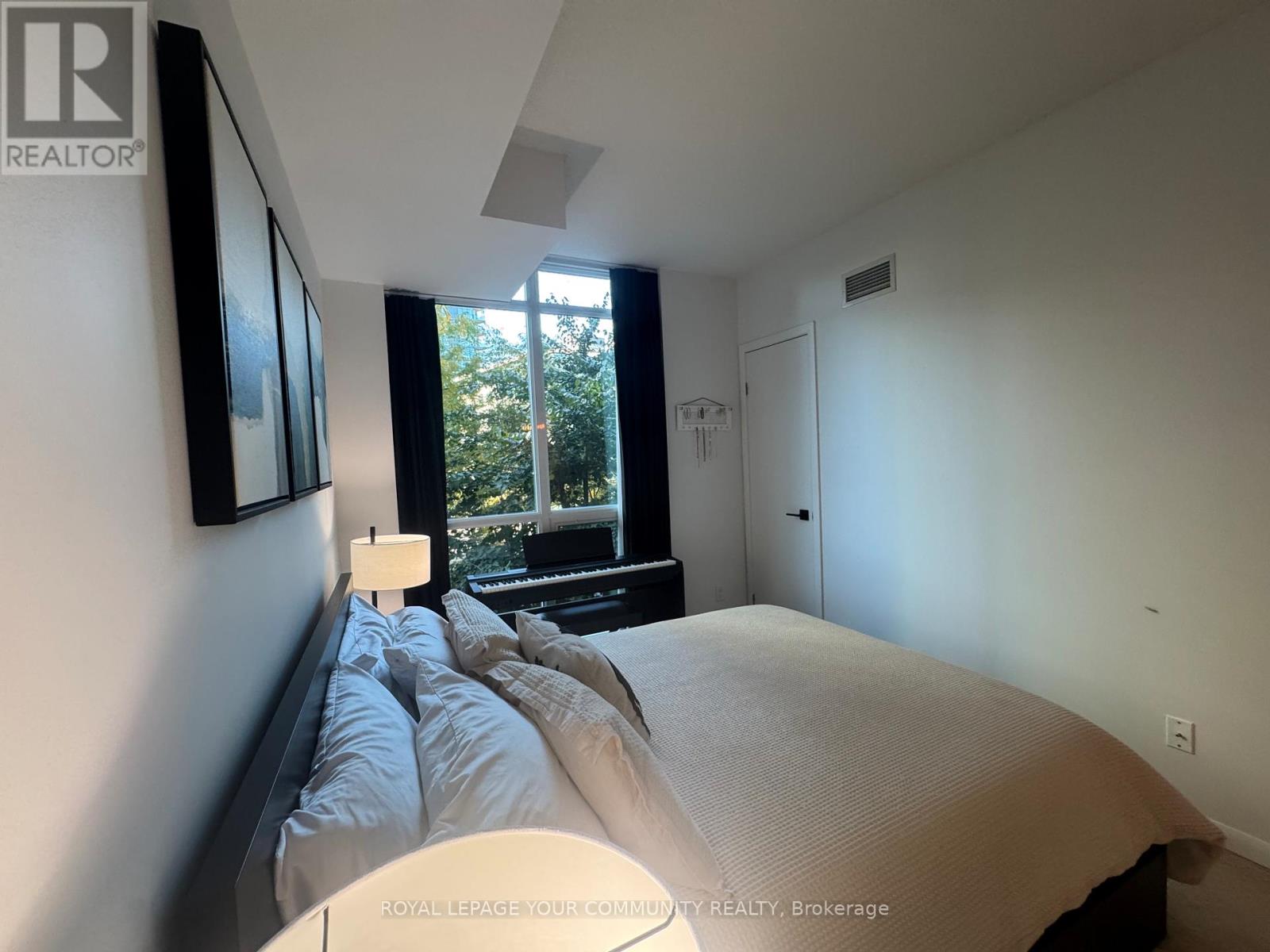 384 - 209 Fort York Boulevard, Toronto, Ontario  M5V 4A1 - Photo 15 - C12484504