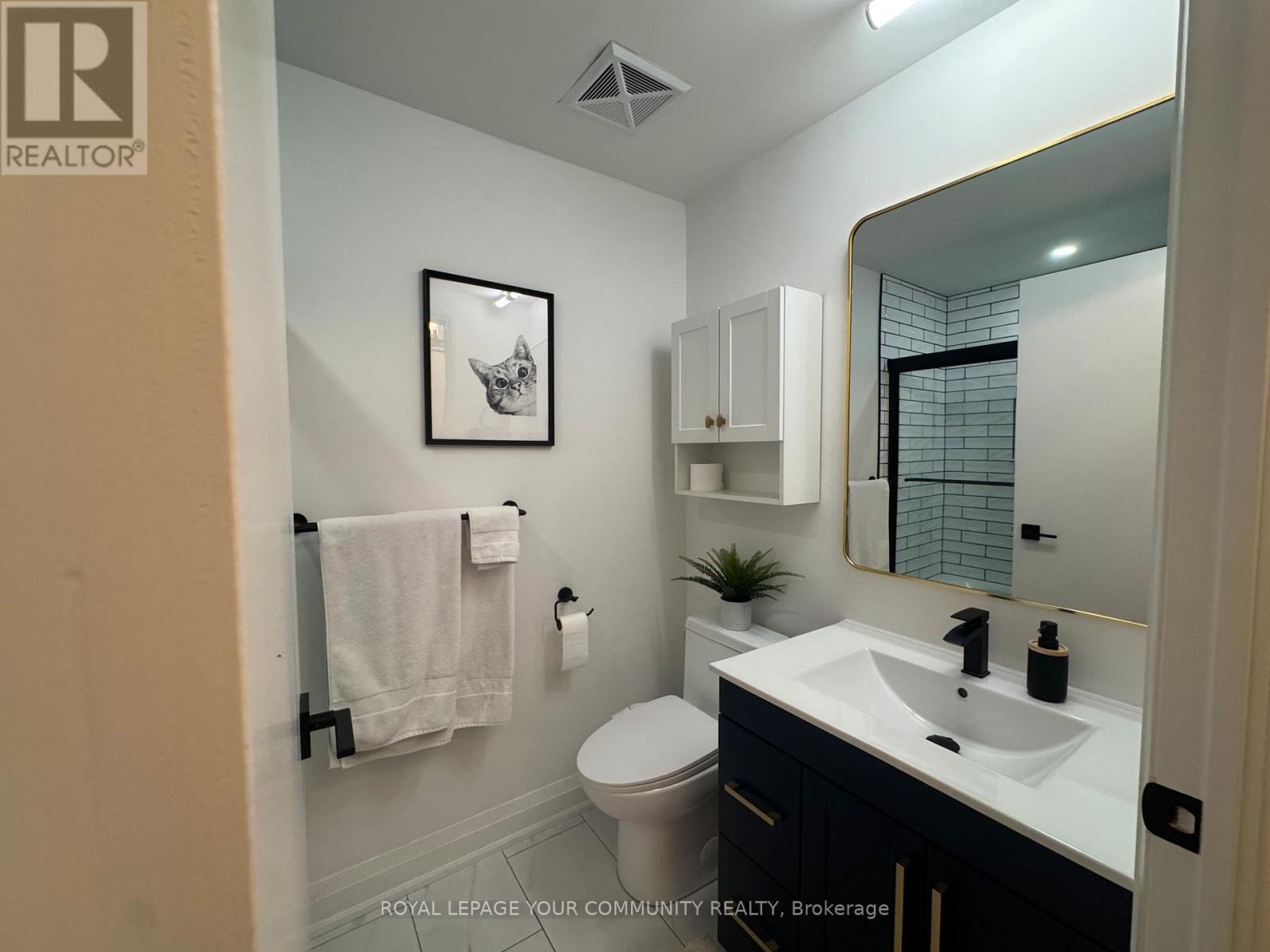 384 - 209 Fort York Boulevard, Toronto, Ontario  M5V 4A1 - Photo 4 - C12484504