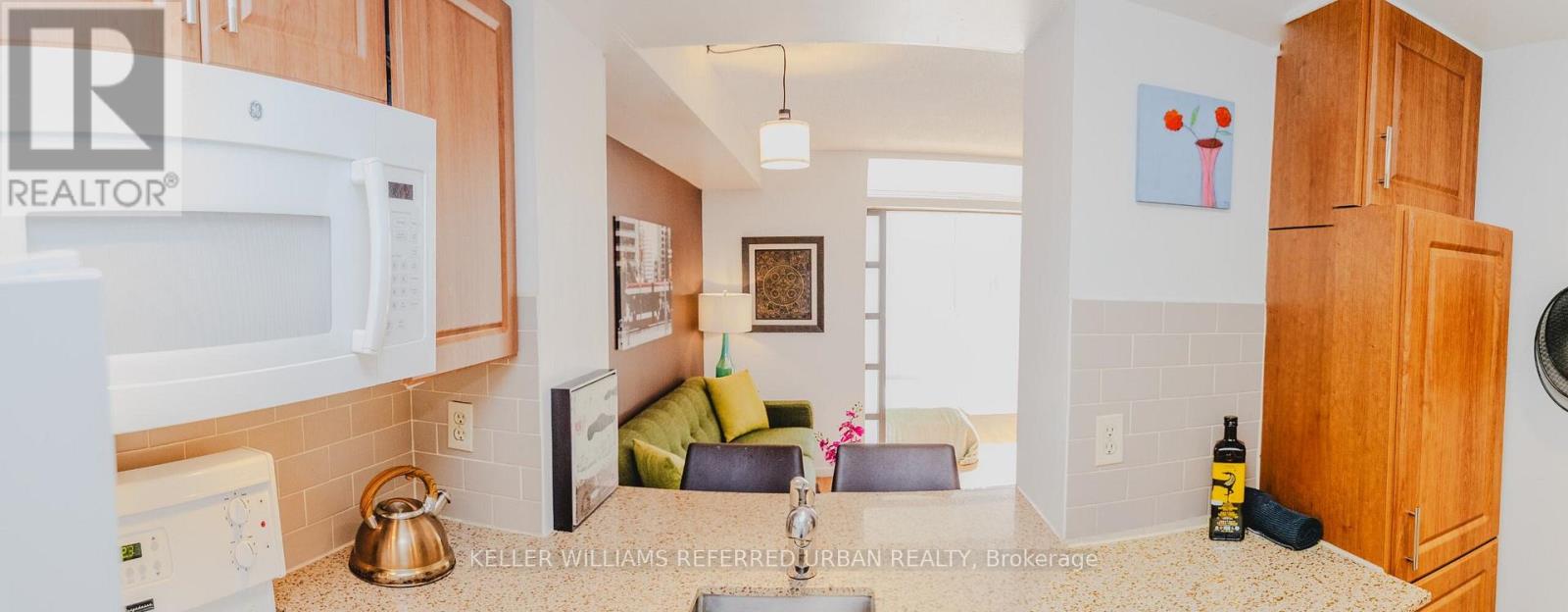 332 - 60 Homewood Avenue, Toronto, Ontario  M4Y 2X4 - Photo 12 - C12484513