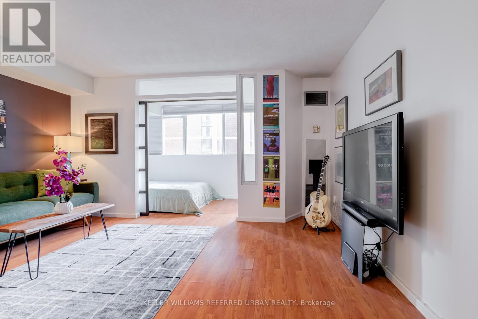 332 - 60 Homewood Avenue, Toronto, Ontario  M4Y 2X4 - Photo 3 - C12484513