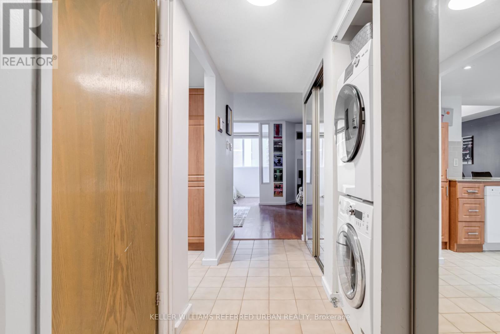 332 - 60 Homewood Avenue, Toronto, Ontario  M4Y 2X4 - Photo 5 - C12484513