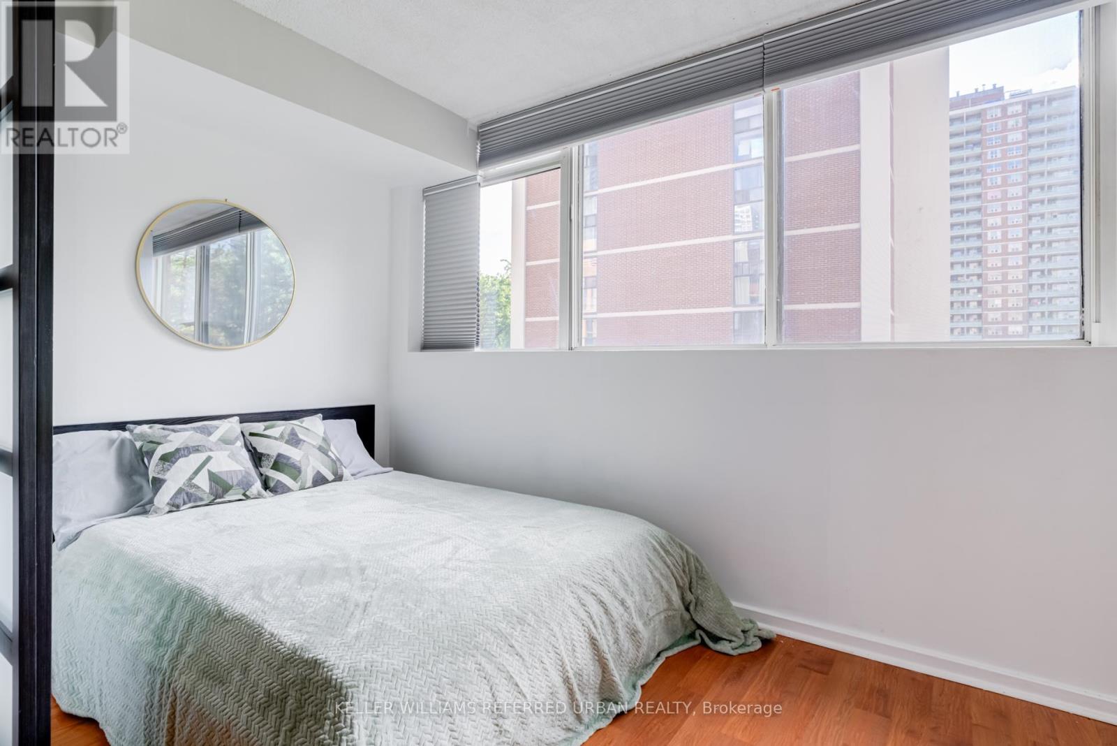 332 - 60 Homewood Avenue, Toronto, Ontario  M4Y 2X4 - Photo 7 - C12484513