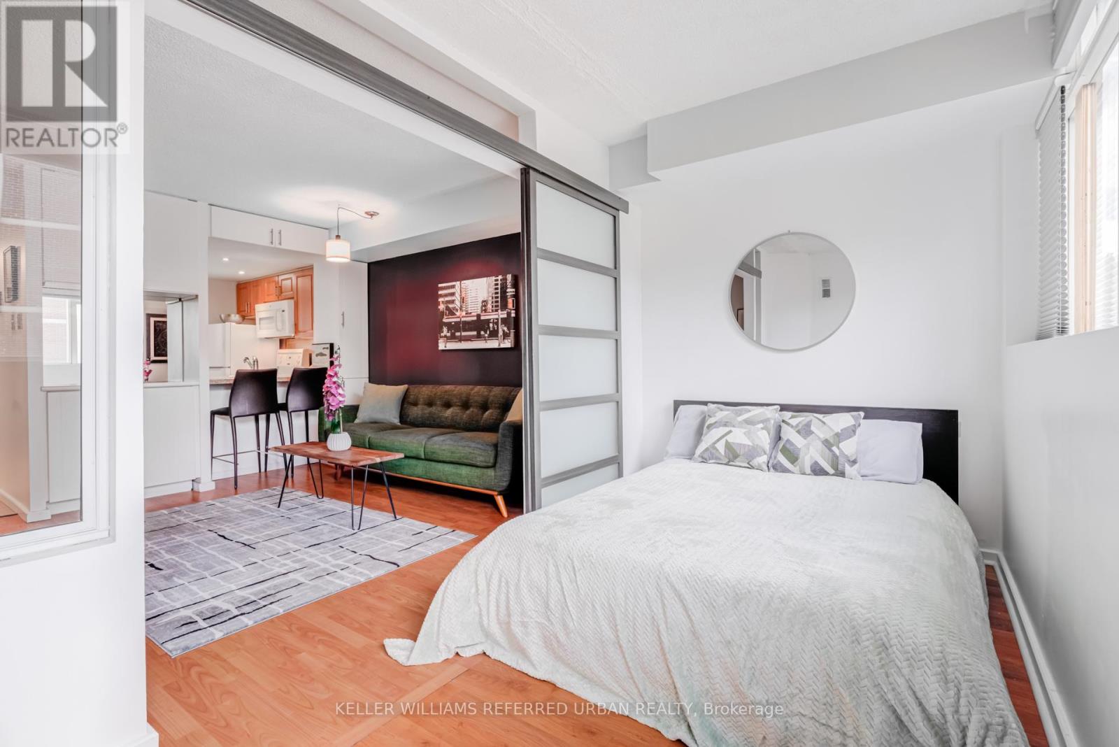 332 - 60 Homewood Avenue, Toronto, Ontario  M4Y 2X4 - Photo 8 - C12484513