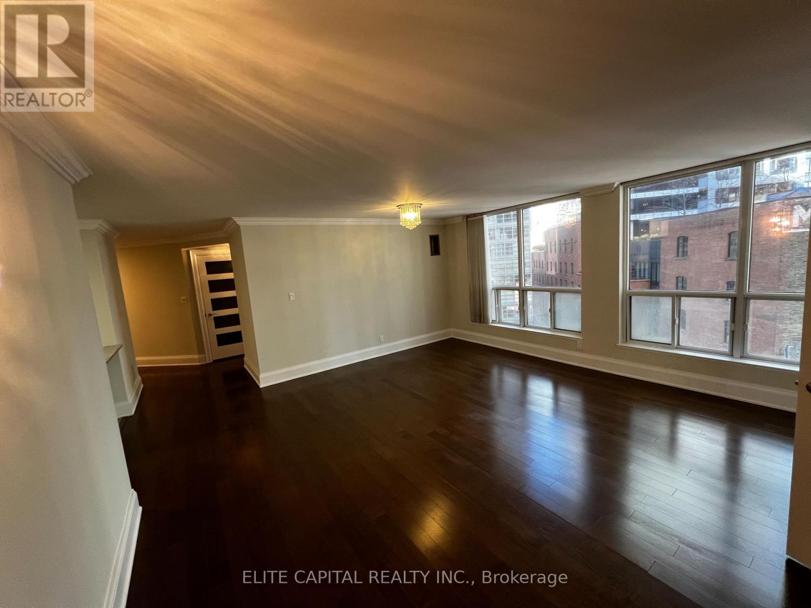 711 - 24 Wellesley Street W, Toronto, Ontario  M4Y 2X6 - Photo 2 - C12484548