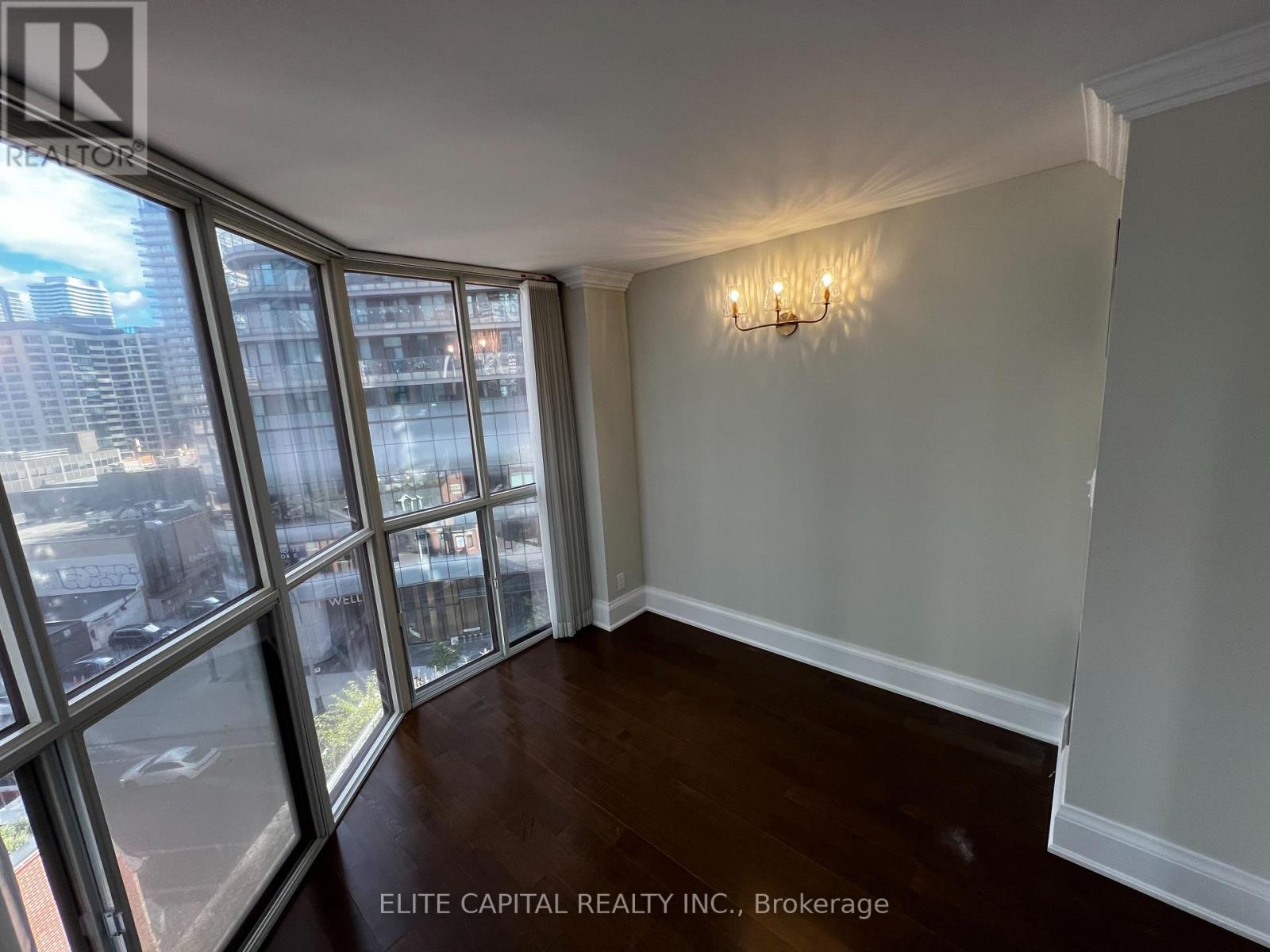 711 - 24 Wellesley Street W, Toronto, Ontario  M4Y 2X6 - Photo 6 - C12484548