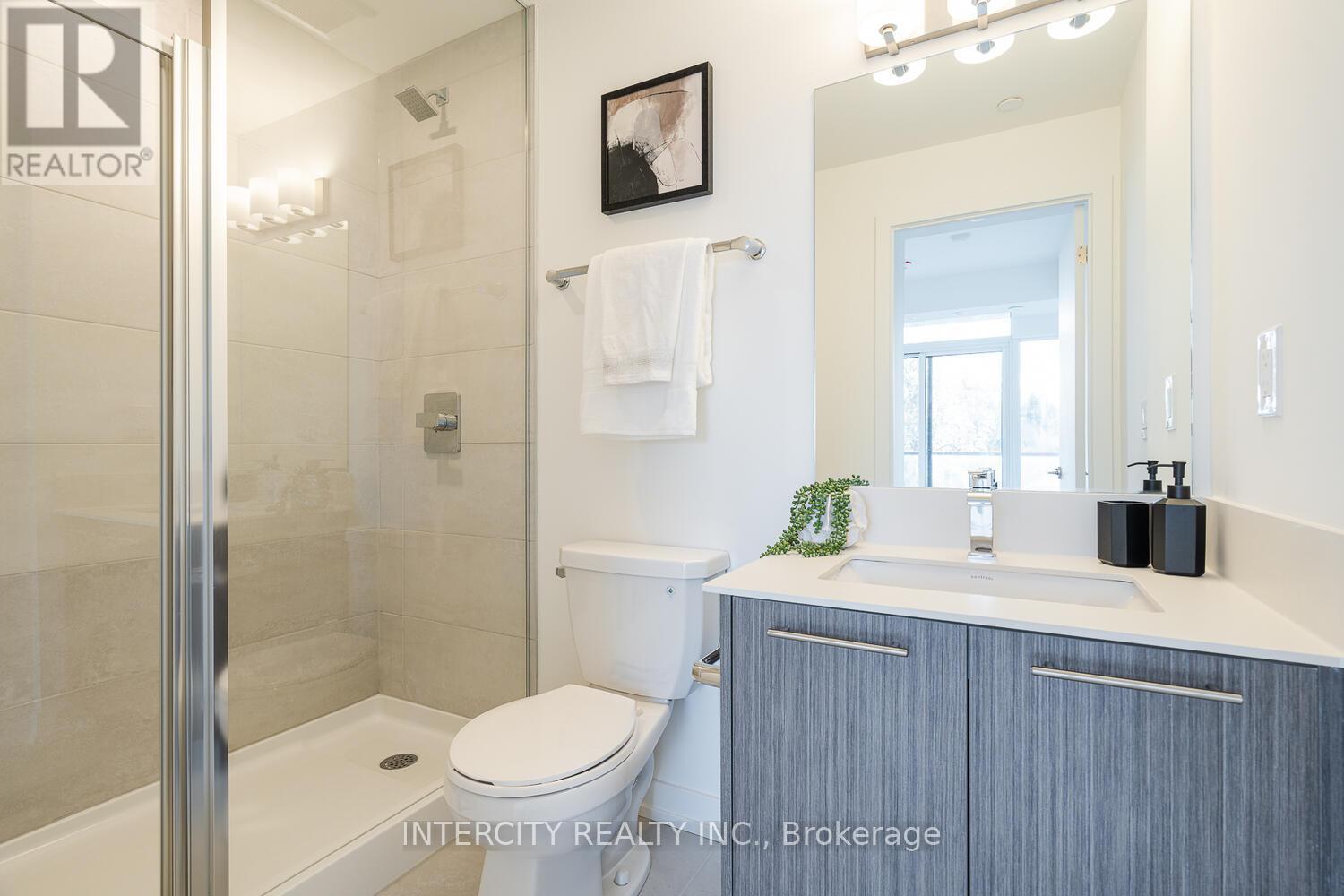 38 - 851 Sheppard Avenue W, Toronto, Ontario  M3H 0G2 - Photo 16 - C12484568