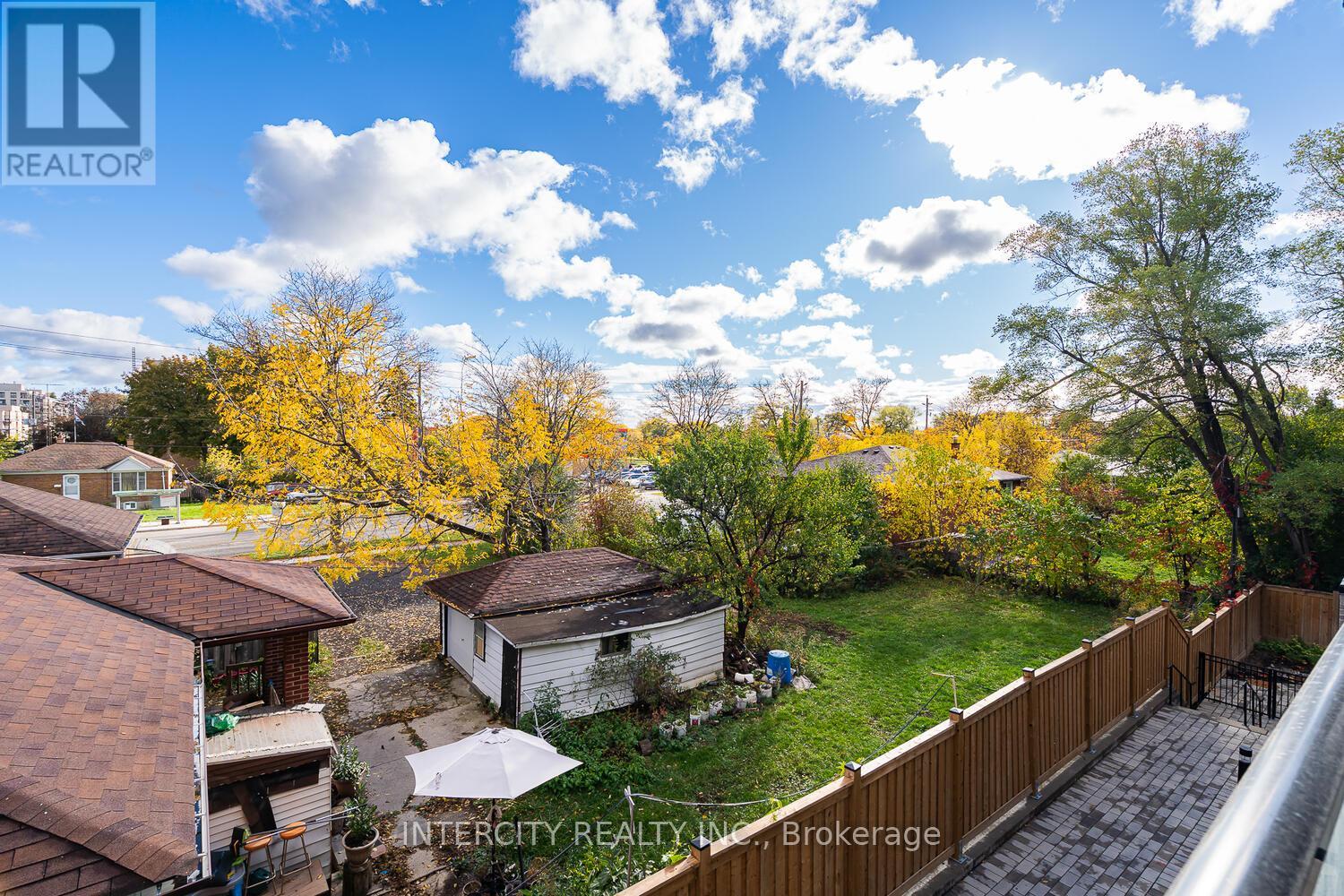 38 - 851 Sheppard Avenue W, Toronto, Ontario  M3H 0G2 - Photo 18 - C12484568