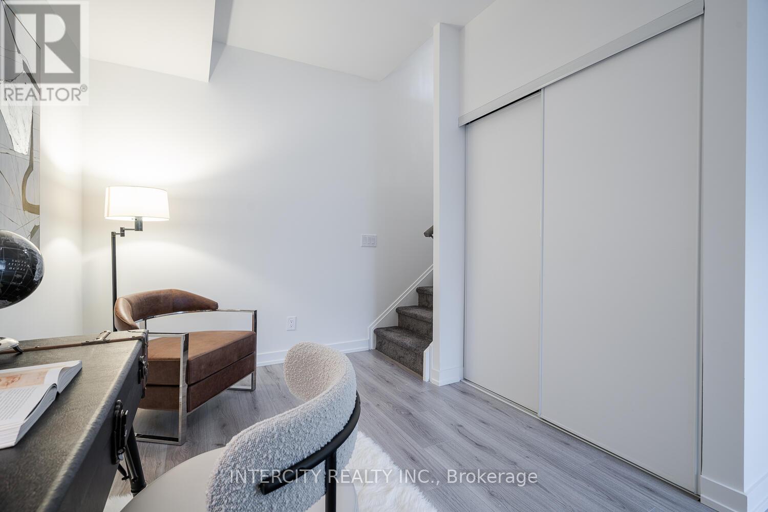 38 - 851 Sheppard Avenue W, Toronto, Ontario  M3H 0G2 - Photo 22 - C12484568