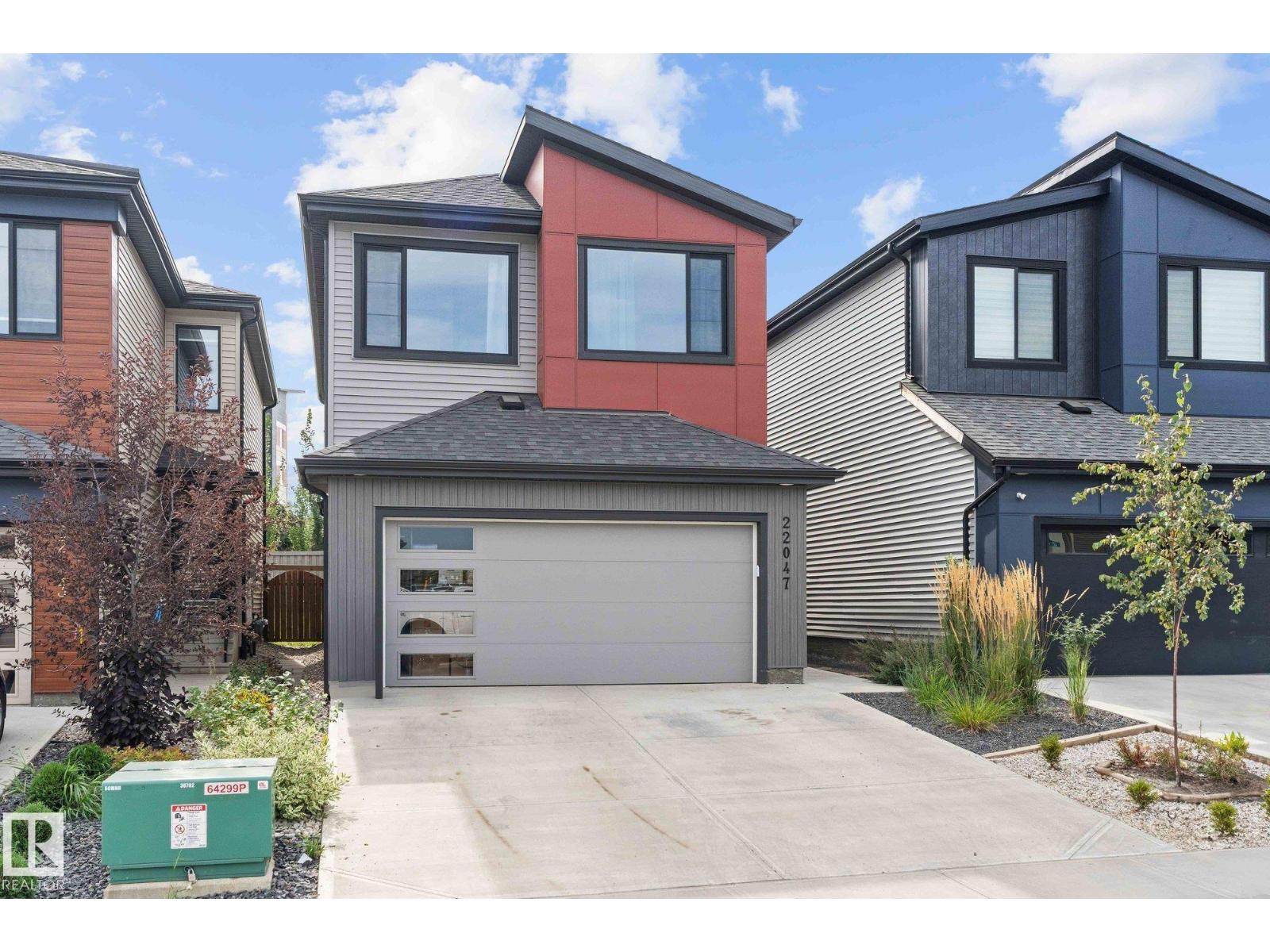 22047 93 AV NW, Edmonton, Alberta
