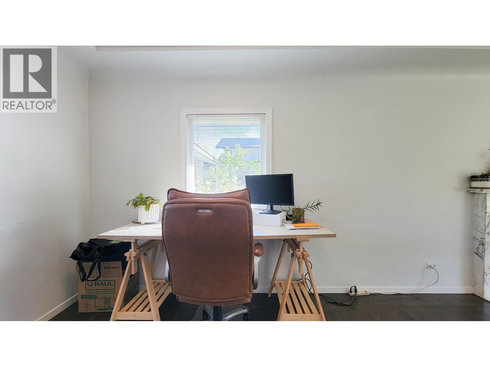 442 W 23rd Street, North Vancouver, British Columbia  V7M 2B7 - Photo 11 - R3047126