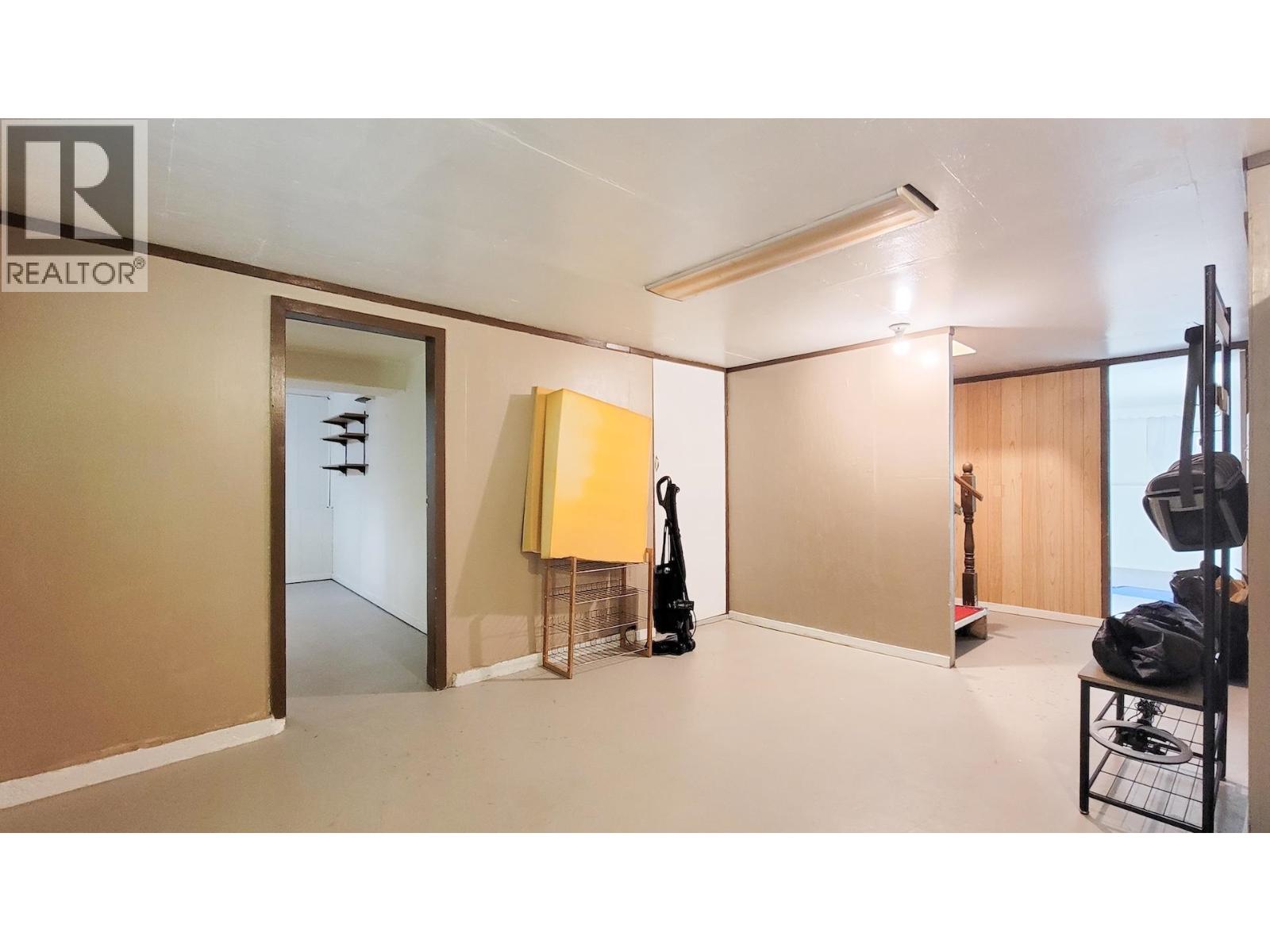 442 W 23rd Street, North Vancouver, British Columbia  V7M 2B7 - Photo 28 - R3047126