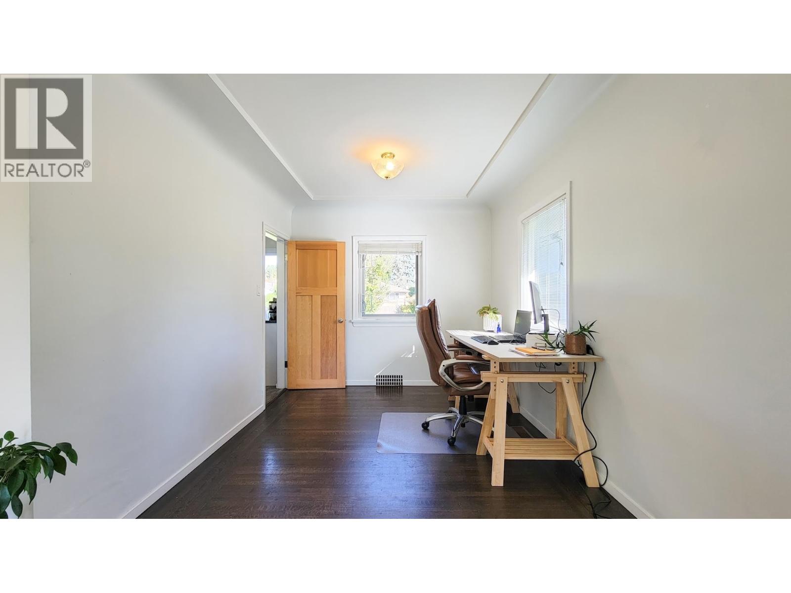 442 W 23rd Street, North Vancouver, British Columbia  V7M 2B7 - Photo 8 - R3047126