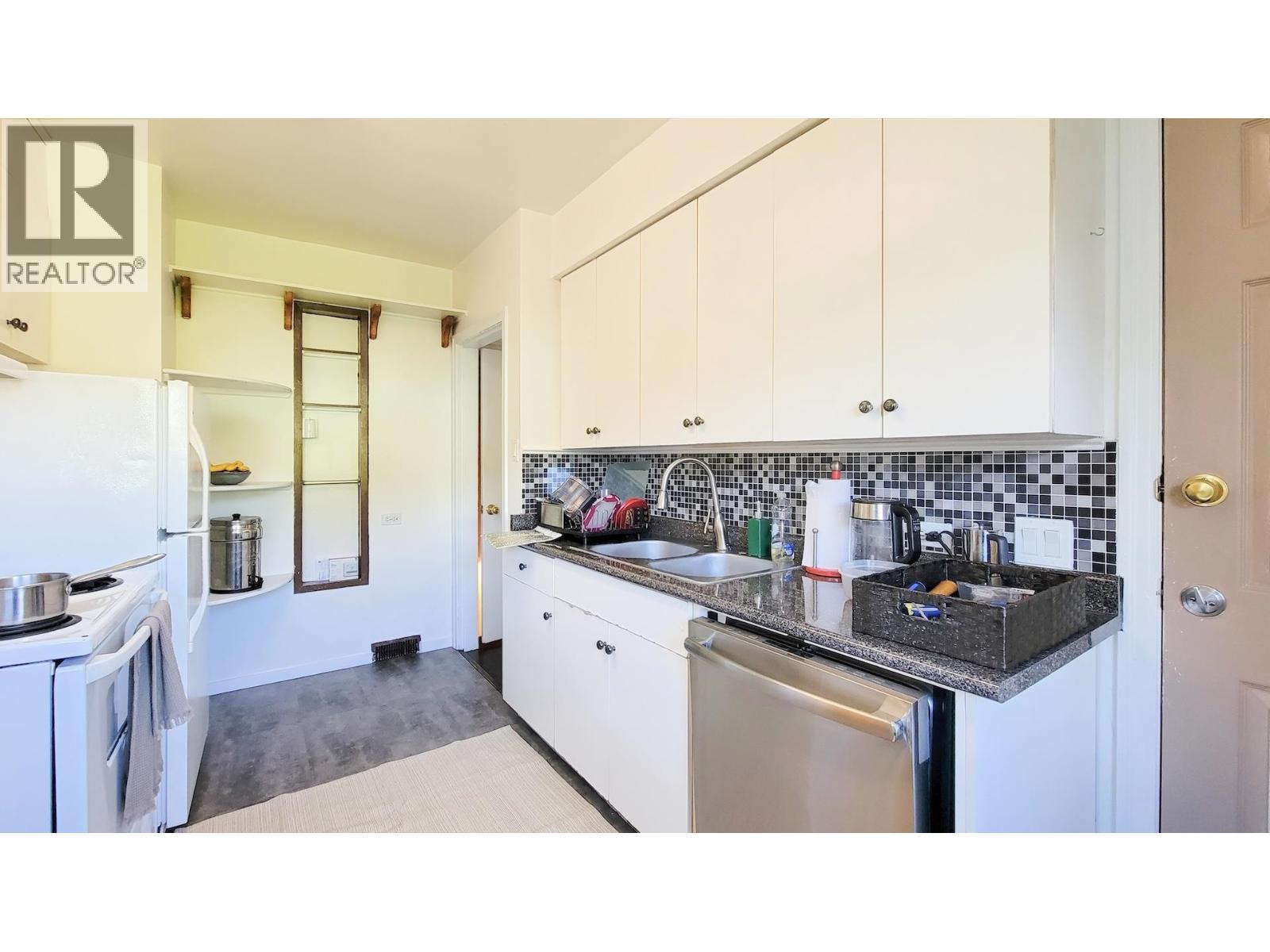 442 W 23rd Street, North Vancouver, British Columbia  V7M 2B7 - Photo 13 - R3047126