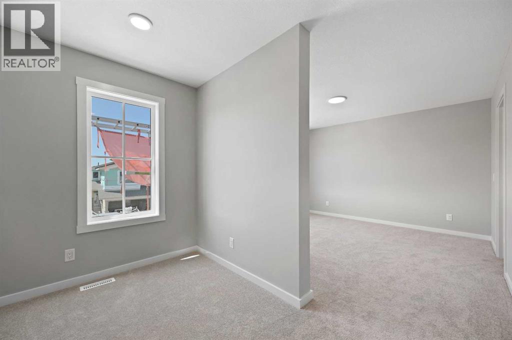 7 Heritage Link, Cochrane, Alberta  T4C 2J8 - Photo 34 - A2248165