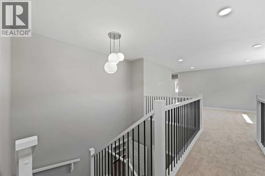 7 Heritage Link, Cochrane, Alberta  T4C 2J8 - Photo 23 - A2248165