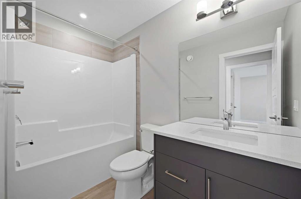 7 Heritage Link, Cochrane, Alberta  T4C 2J8 - Photo 26 - A2248165