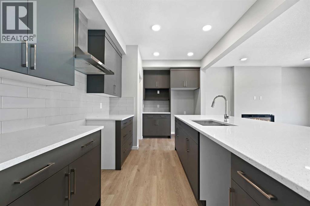 7 Heritage Link, Cochrane, Alberta  T4C 2J8 - Photo 8 - A2248165