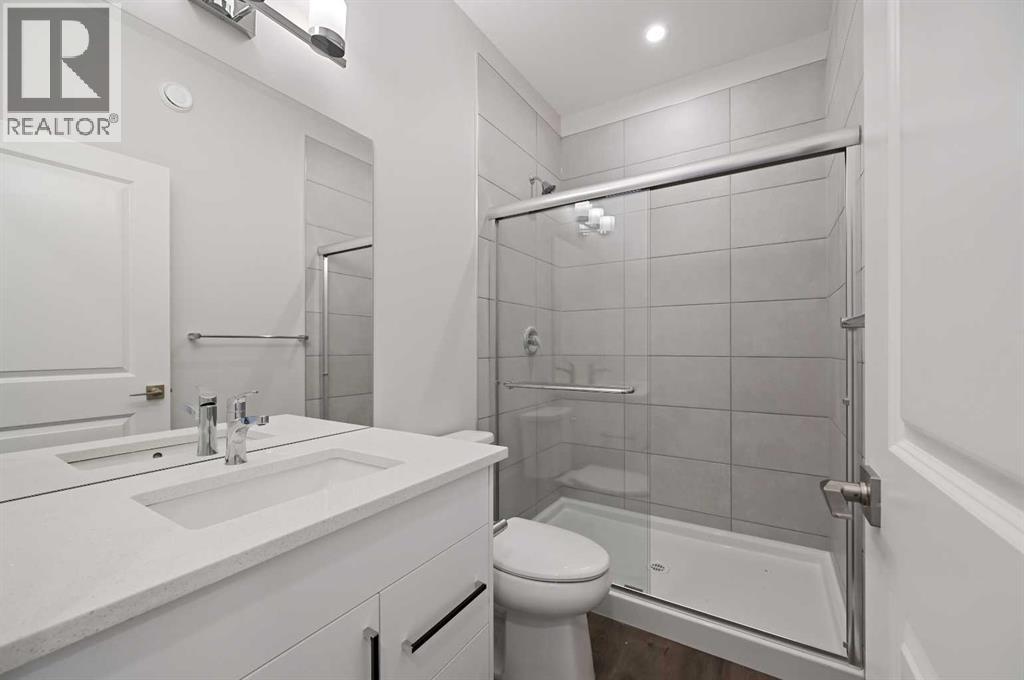 11 Heritage Link, Cochrane, Alberta  T4C 2J8 - Photo 8 - A2248171