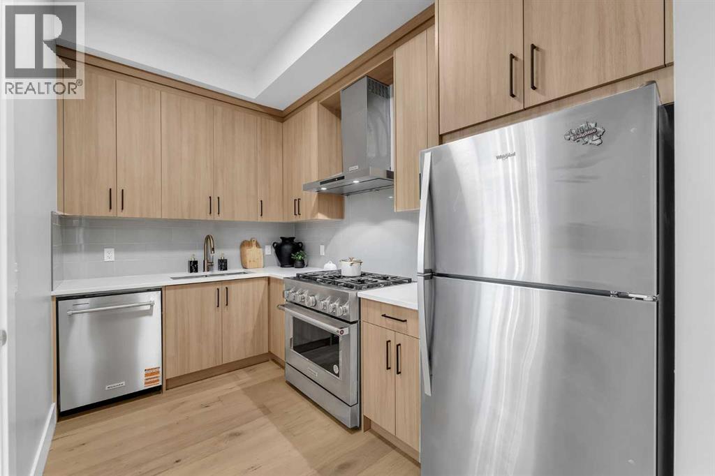 218 Waterstone Bay, Chestermere, Alberta  T1X 2Z1 - Photo 13 - A2254222