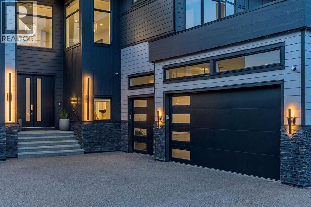 218 Waterstone Bay, Chestermere, Alberta  T1X 2Z1 - Photo 3 - A2254222