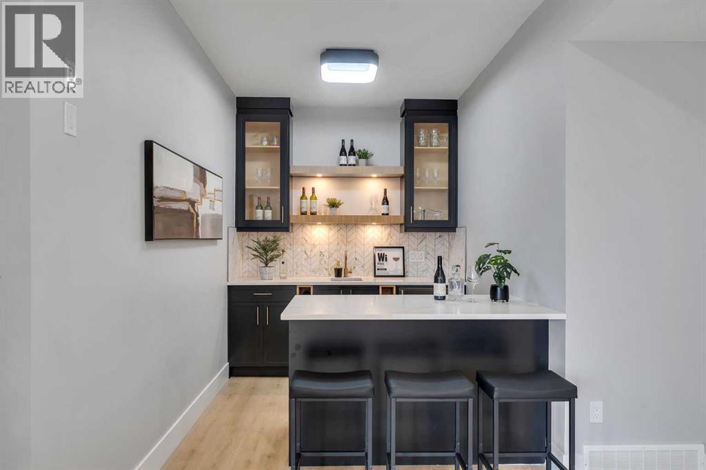 218 Waterstone Bay, Chestermere, Alberta  T1X 2Z1 - Photo 30 - A2254222