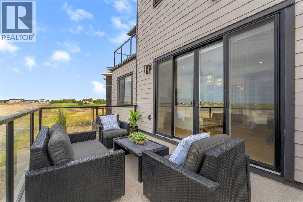 218 Waterstone Bay, Chestermere, Alberta  T1X 2Z1 - Photo 14 - A2254222