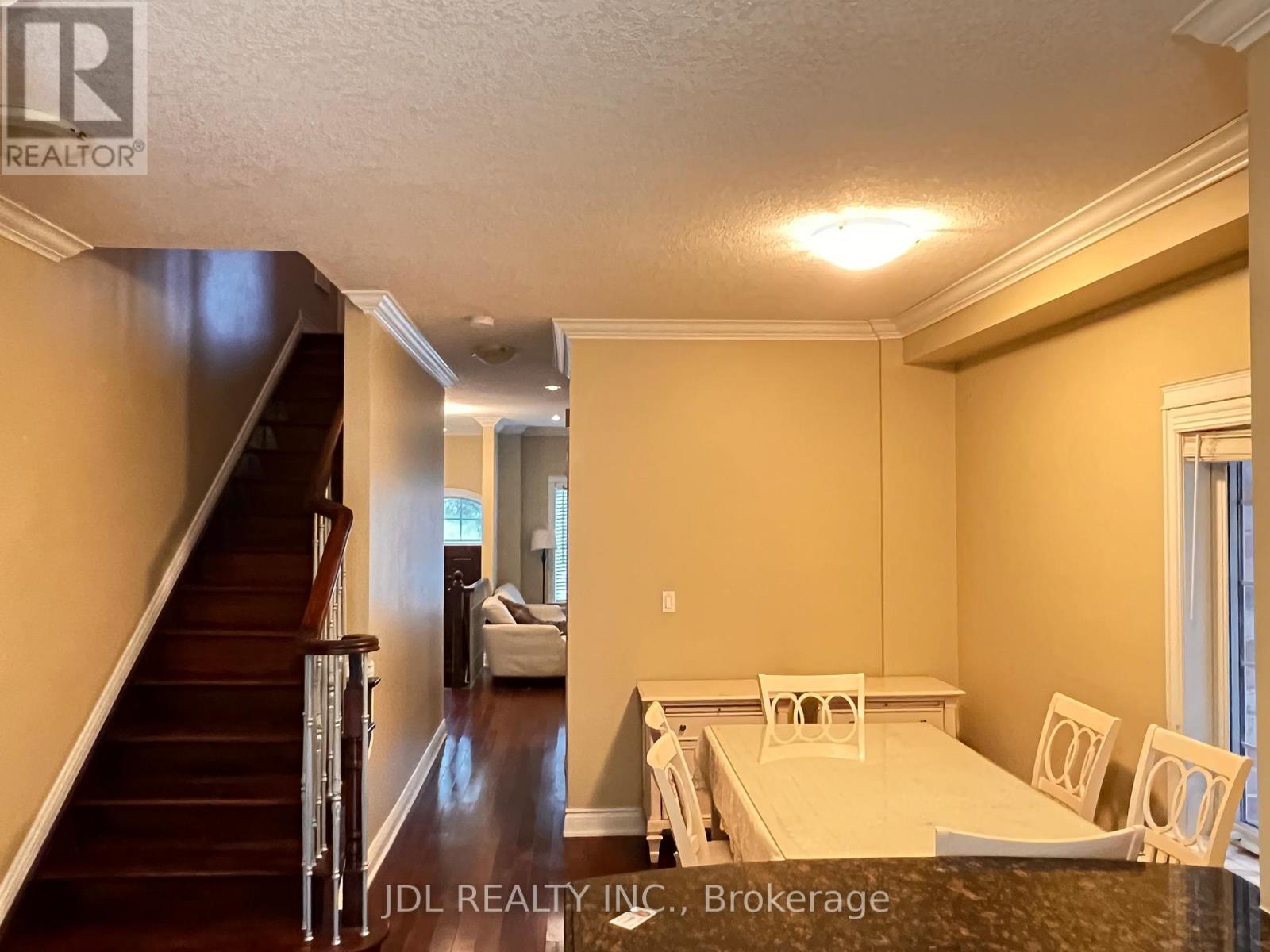 198a Finch Avenue E, Toronto, Ontario  M2N 4R9 - Photo 9 - C12330064