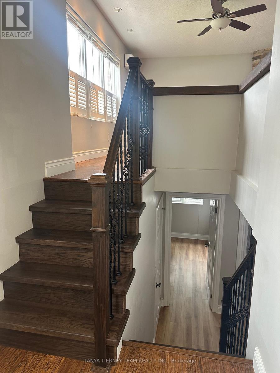 206b Palace Street, Whitby, Ontario  L1N 5G2 - Photo 6 - E12484499