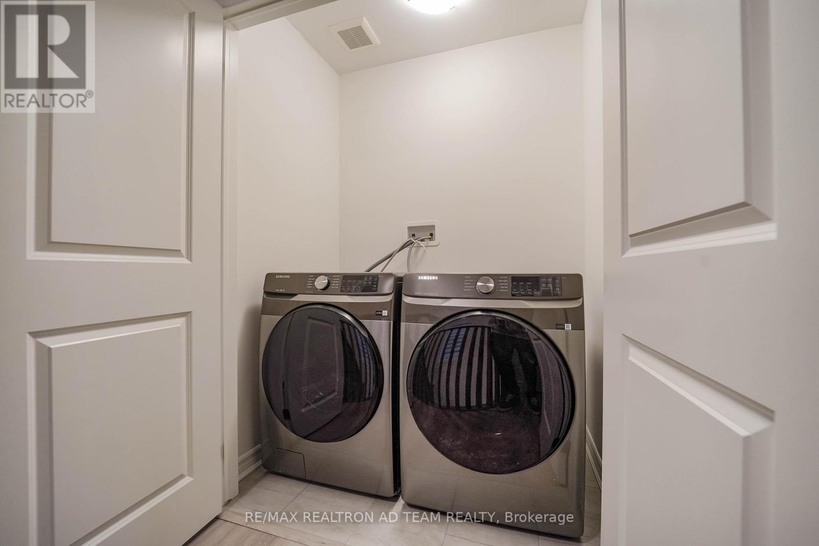 3206 Brigadier Avenue, Pickering, Ontario  L1X 0T2 - Photo 18 - E12484511