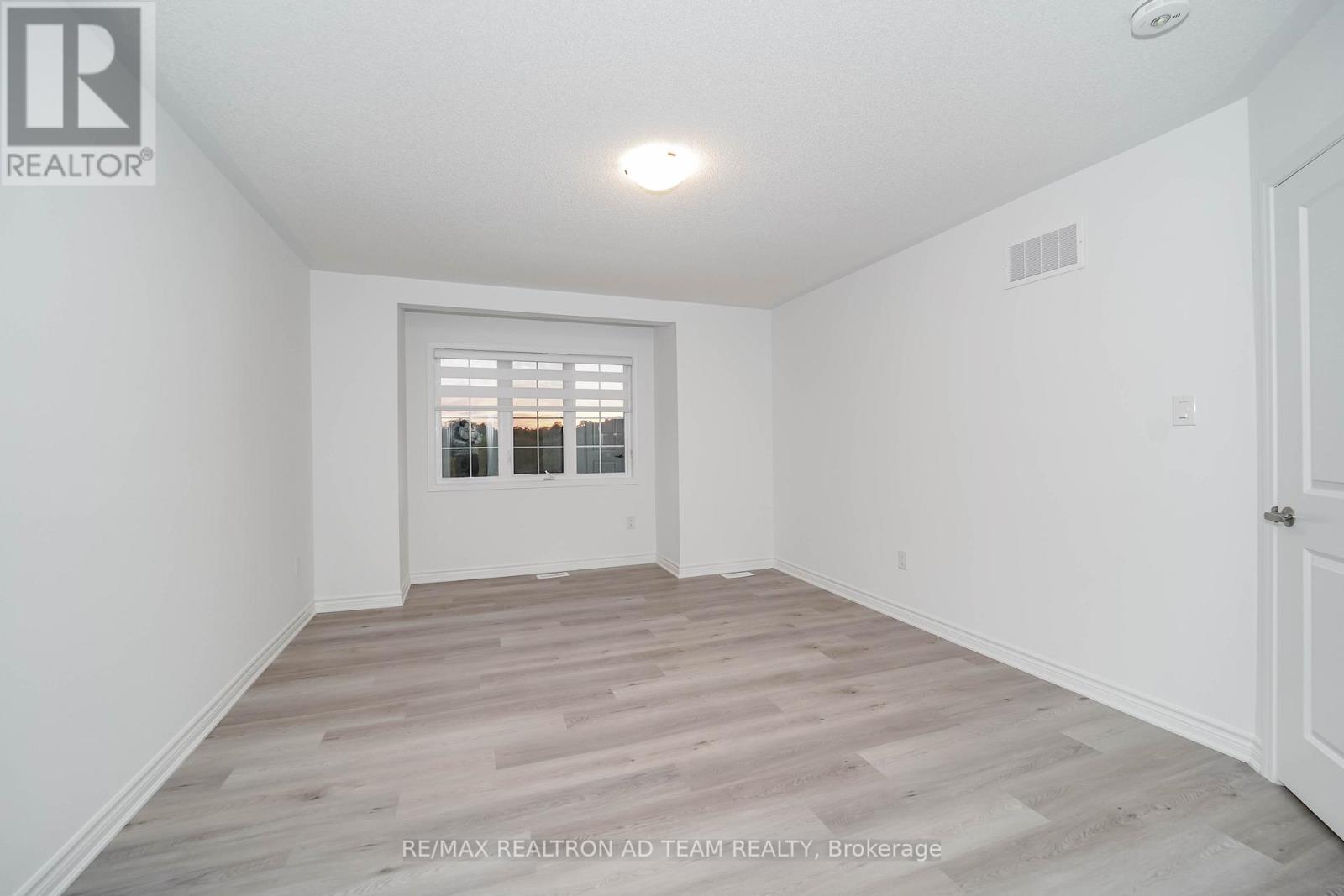 3206 Brigadier Avenue, Pickering, Ontario  L1X 0T2 - Photo 24 - E12484511