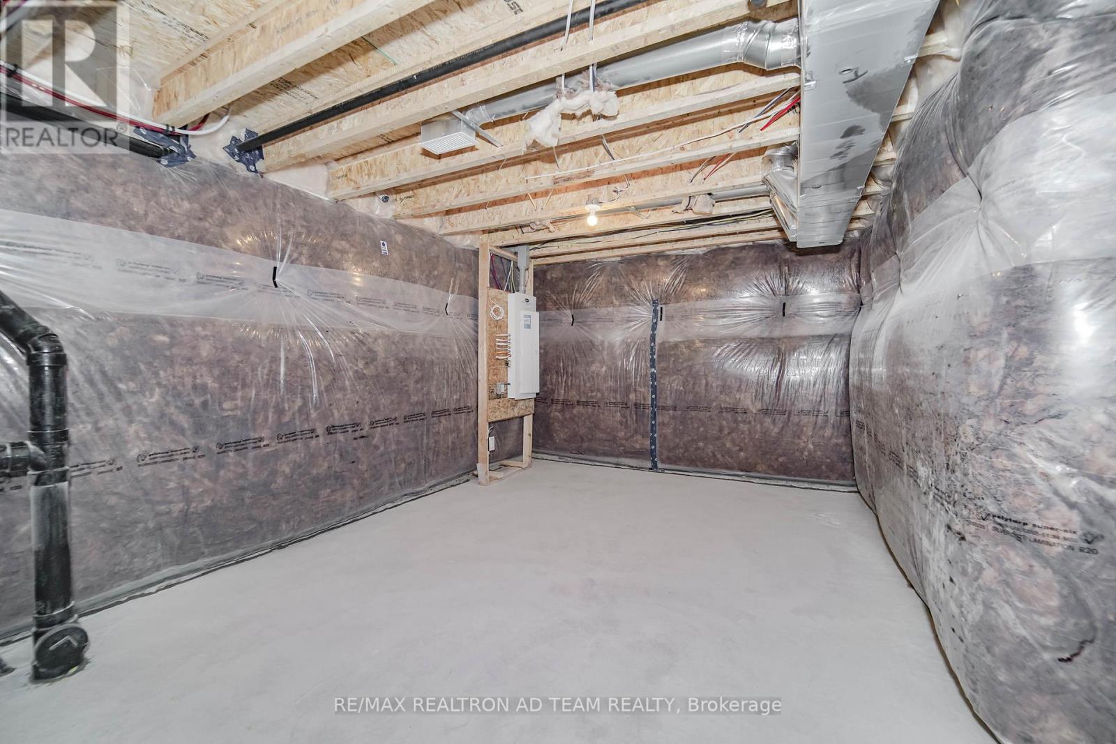 3206 Brigadier Avenue, Pickering, Ontario  L1X 0T2 - Photo 31 - E12484511